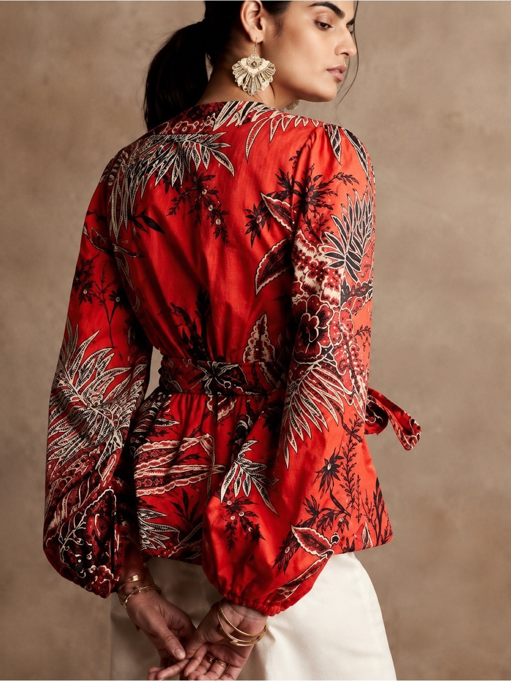 Banana Republic cotton pouf sleeve floral wrap top